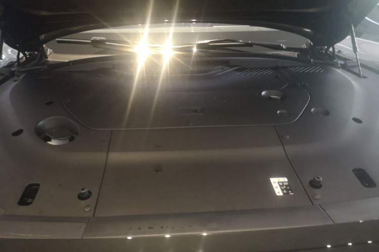 Used Nio EC7 2023 75 kWh Engine Bay
