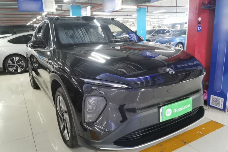 Used Nio EC7 2023 75 kWh Front Right 45 Deg
