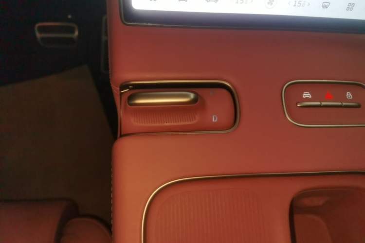 Used Nio EC7 2023 100kWh First Edition Gear Lever