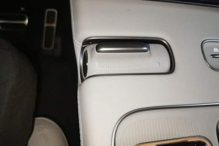 Used Nio EC7 2023 75 kWh Gear Lever
