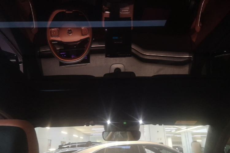 Used Nio EC7 2023 75 kWh Headliner