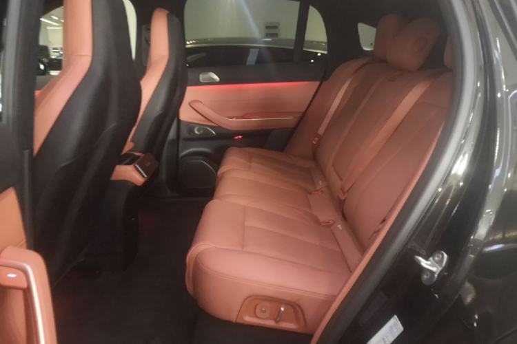 Used Nio EC7 2023 75 kWh Left Rear Seat