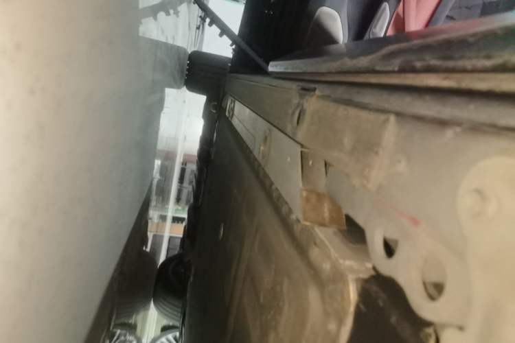 Used Nio EC7 2023 100kWh First Edition Left Side Sill
