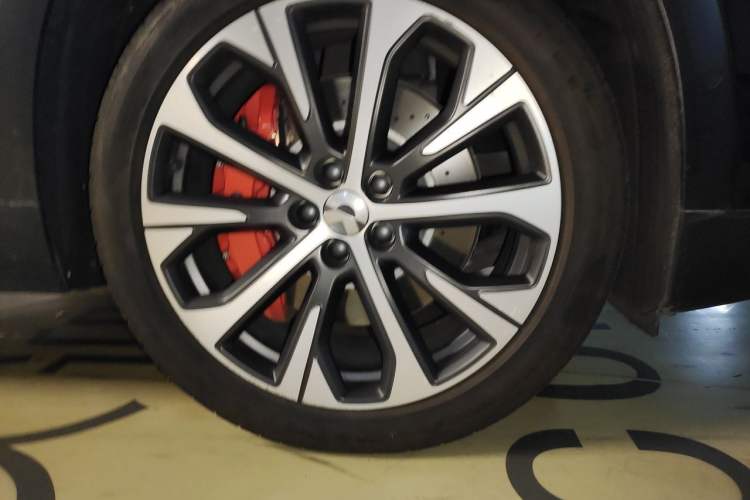 Used Nio EC7 2023 100kWh First Edition Right Front Wheel Hub