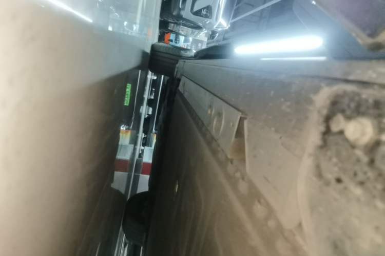 Used Nio EC7 2023 100kWh First Edition Right Side Sill