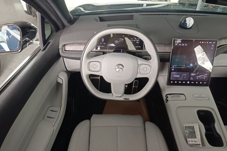 Used Nio EC7 2023 75 kWh Steering Wheel