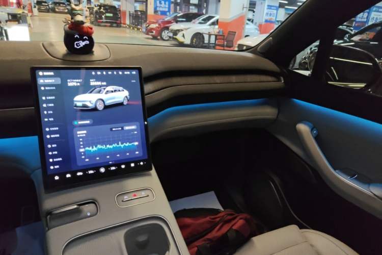 Used Nio EC7 2023 75 kWh Audio And AC Panel