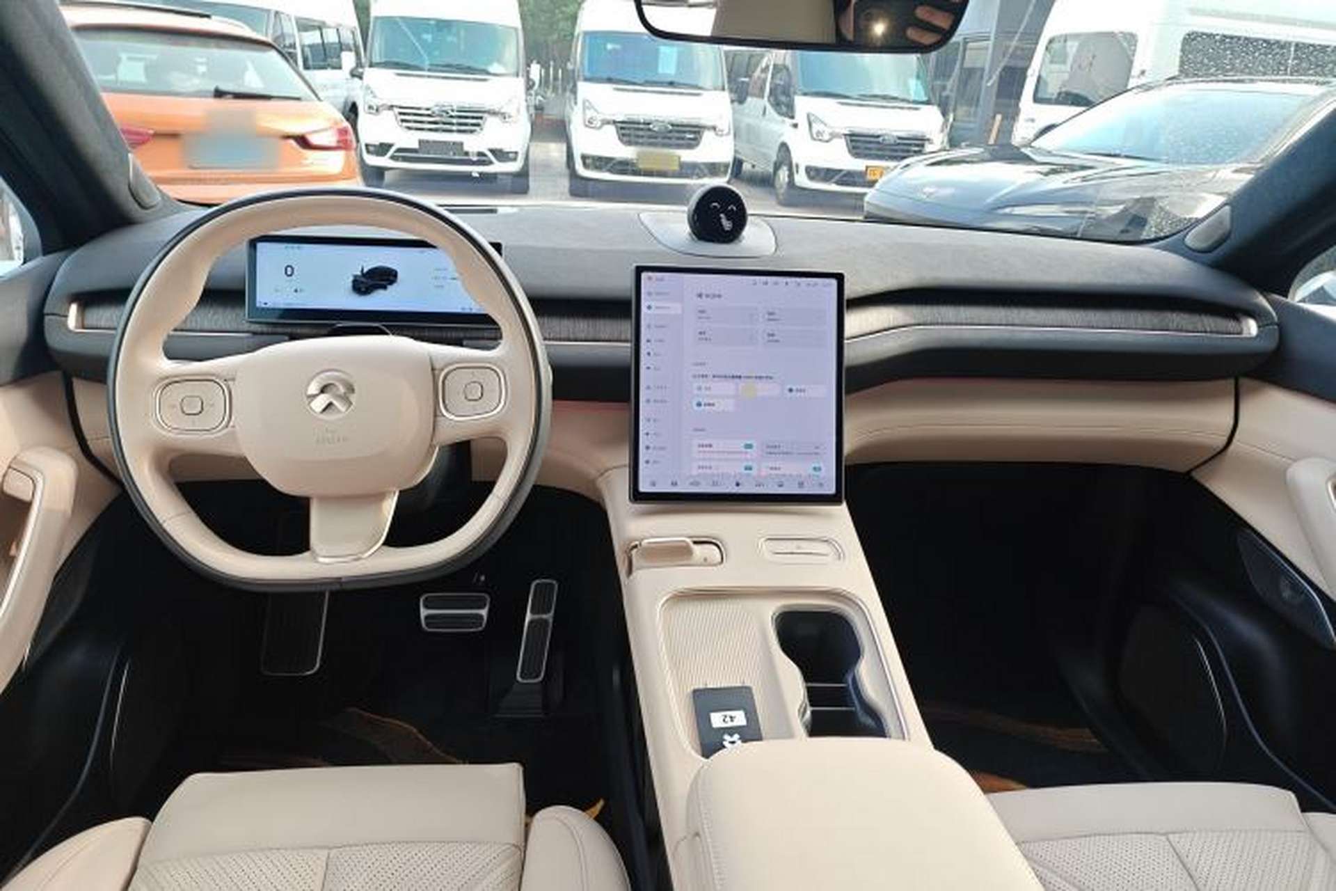Used Nio EC7 2023 100kWh First Edition Center Console