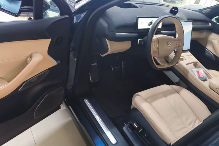 Used Nio EC7 2023 75 kWh Driver Seat