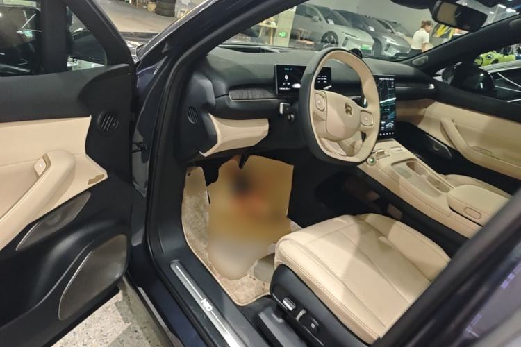 Used Nio EC7 2023 75 kWh Driver Seat