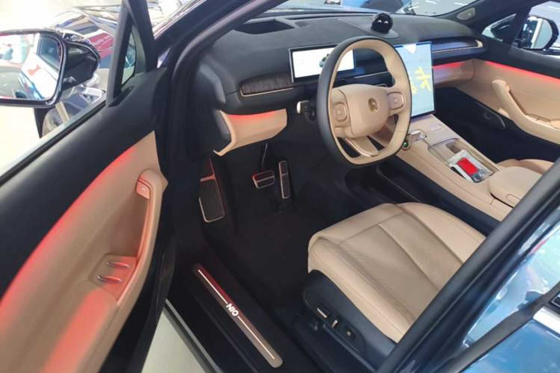 Used Nio EC7 2023 75 kWh Driver Seat