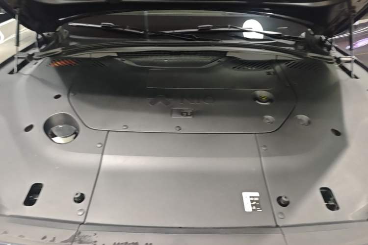 Used Nio EC7 2023 75 kWh Engine Bay