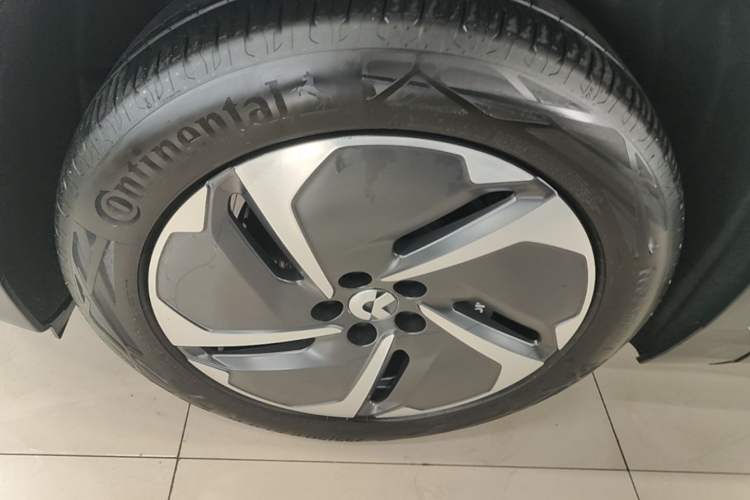 Used Nio EC7 2023 75 kWh Exterior 4