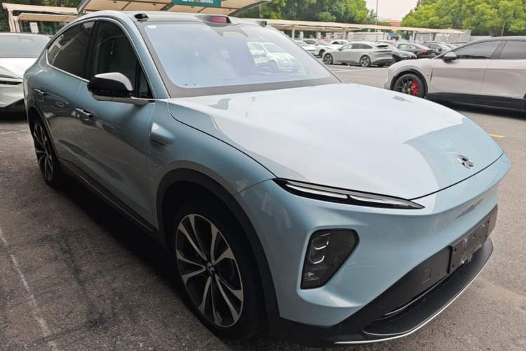 Used Nio EC7 2023 75 kWh Front Right 45 Deg