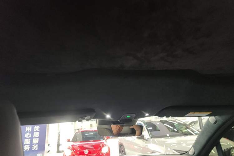 Used Nio EC7 2023 75 kWh Headliner