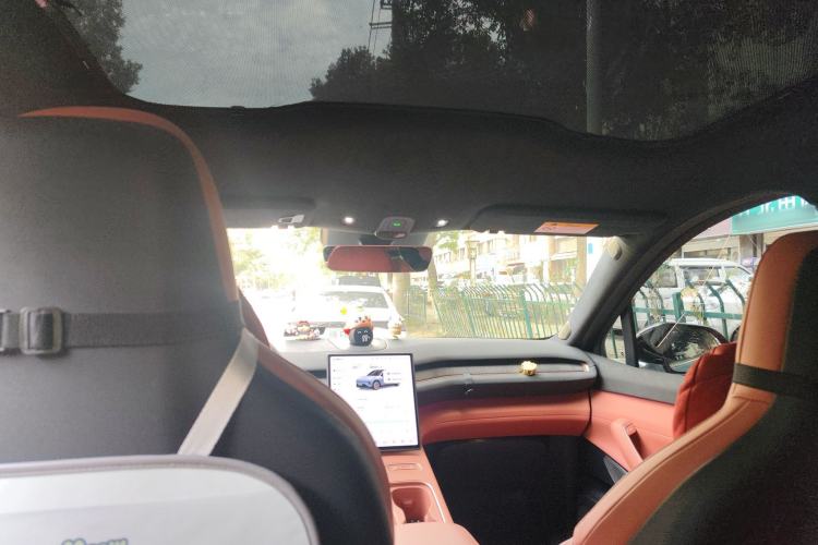 Used Nio EC7 2023 75 kWh Headliner