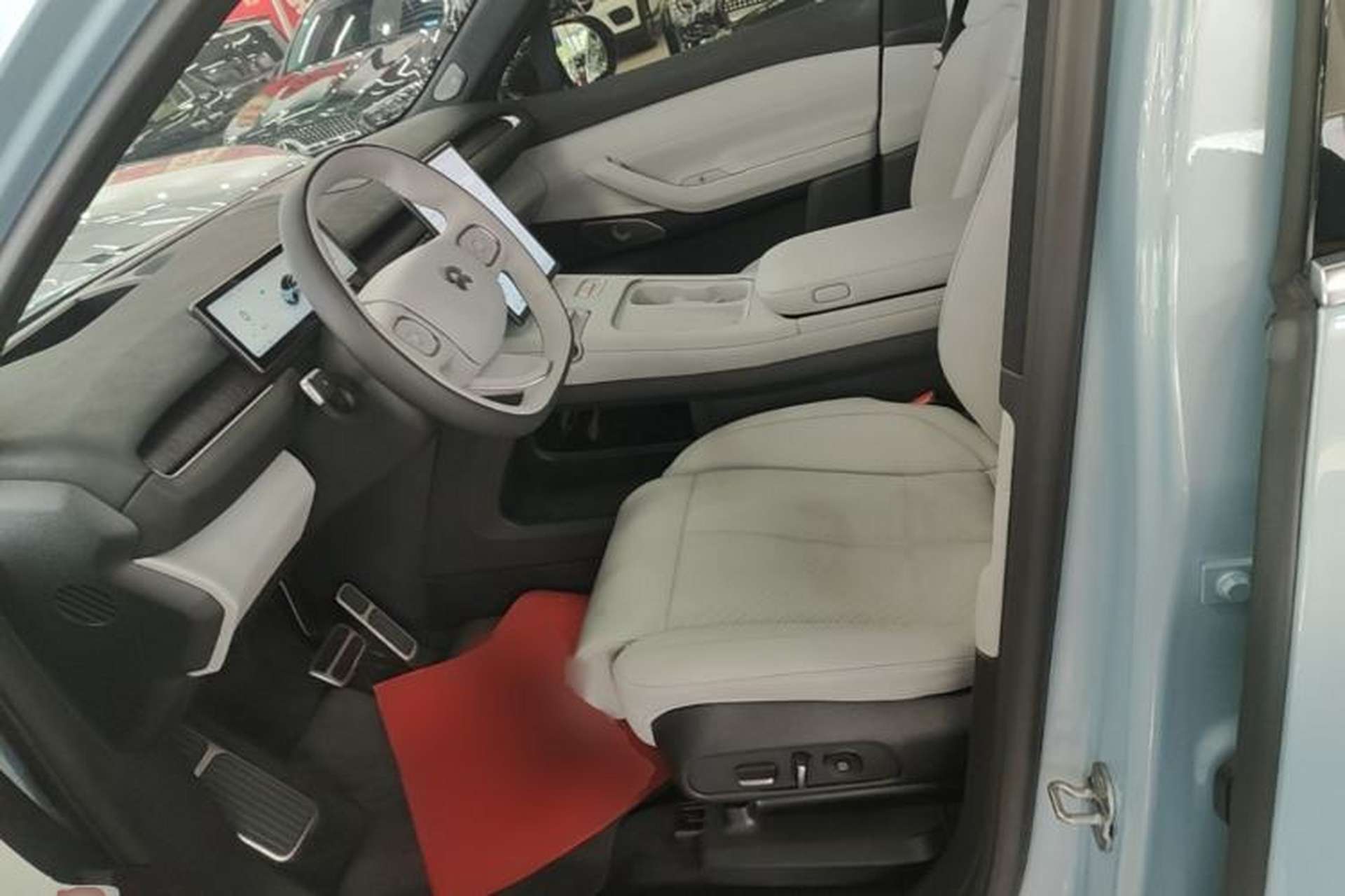 Used Nio EC7 2023 75 kWh Left Front Seat