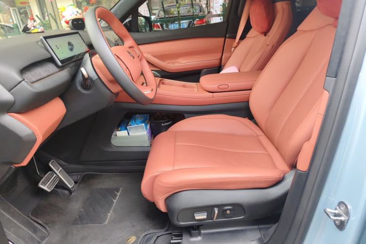Used Nio EC7 2023 75 kWh Left Front Seat