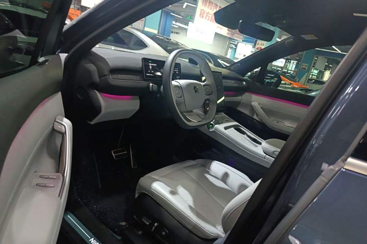 Used Nio EC7 2023 75 kWh Left Front Seat