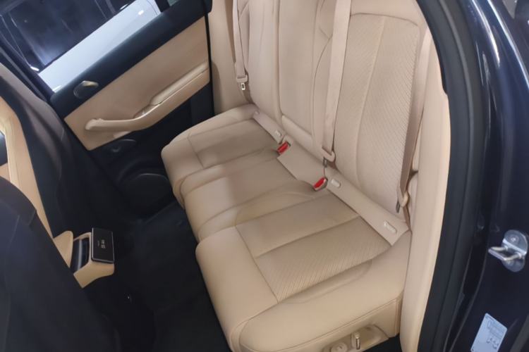 Used Nio EC7 2023 75 kWh Left Rear Seat