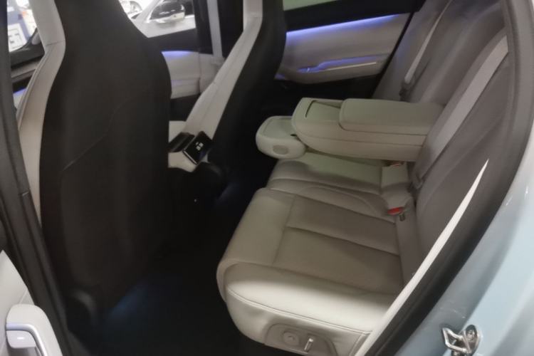 Used Nio EC7 2023 75 kWh Left Rear Seat