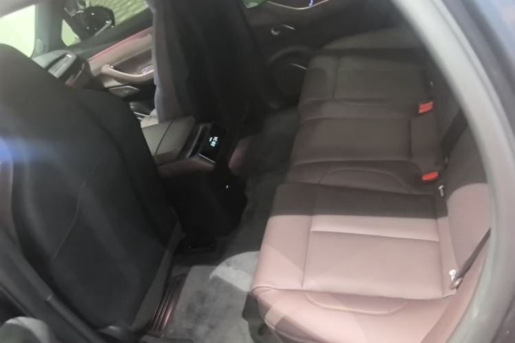 Used Nio EC7 2023 75 kWh Left Rear Seat