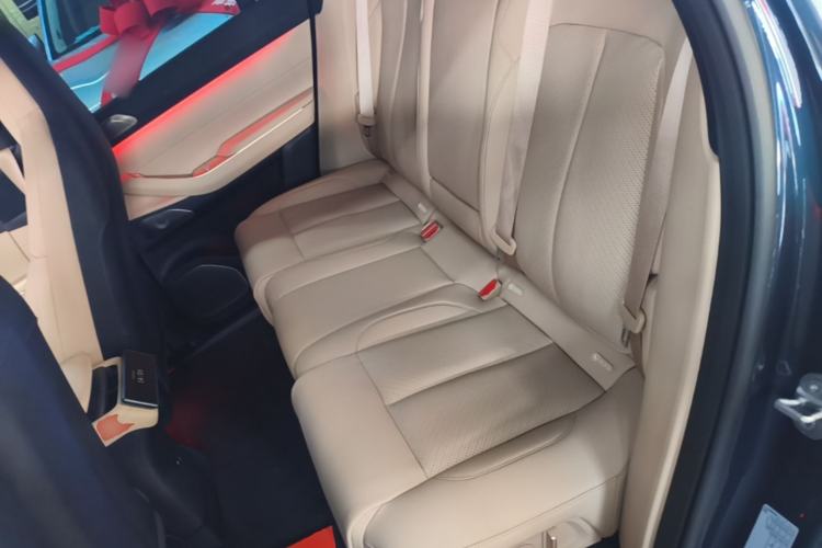 Used Nio EC7 2023 75 kWh Left Rear Seat