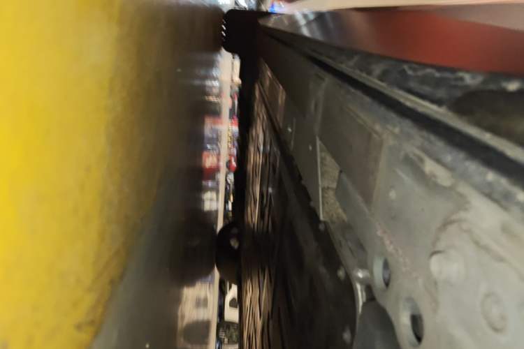 Used Nio EC7 2023 75 kWh Left Side Sill