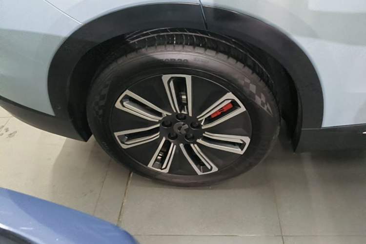 Used Nio EC7 2023 75 kWh Right Rear Wheel Hub