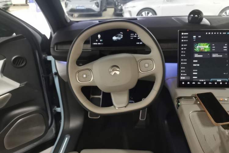 Used Nio EC7 2023 75 kWh Steering Wheel