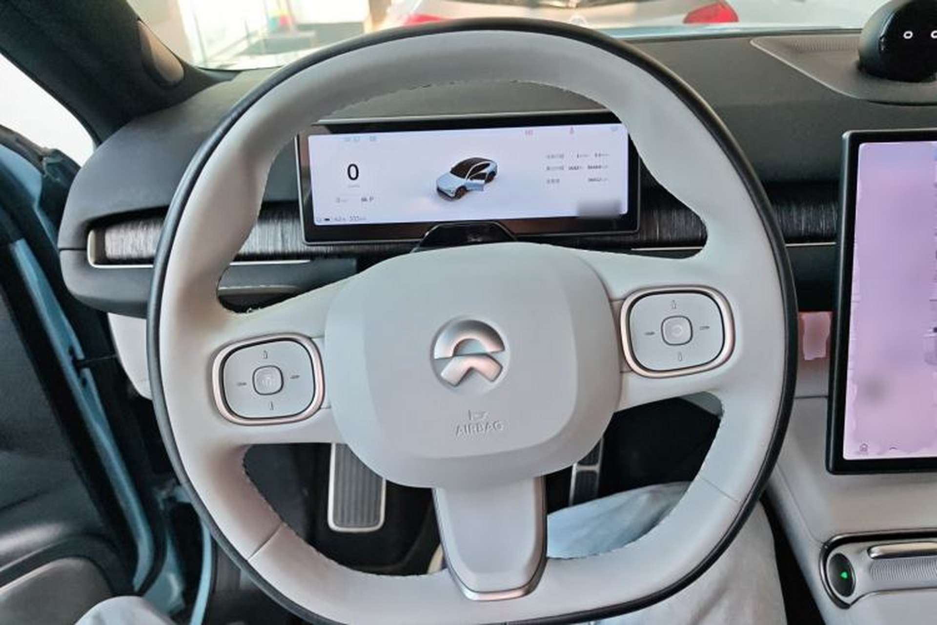 Used Nio EC7 2023 75 kWh Steering Wheel
