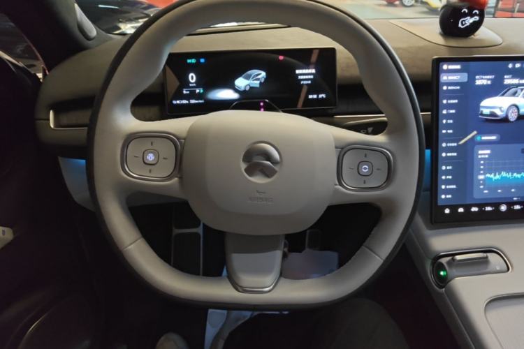 Used Nio EC7 2023 75 kWh Steering Wheel