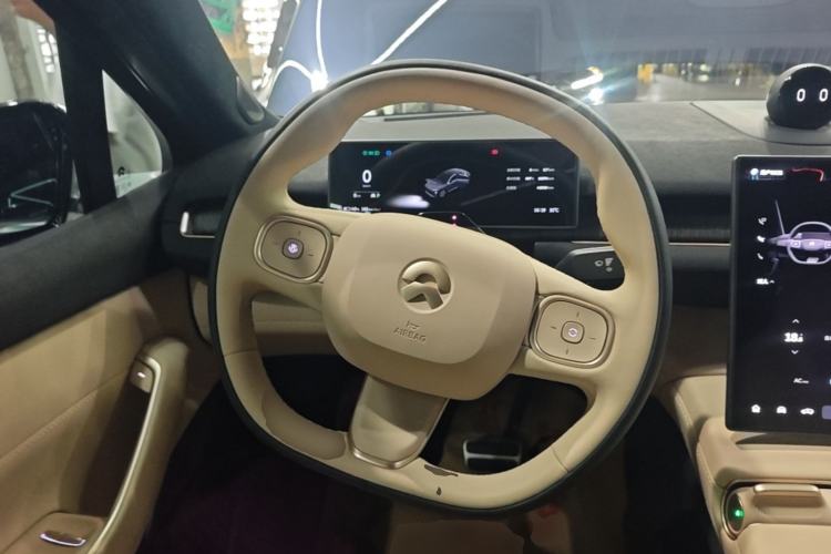 Used Nio EC7 2023 75 kWh Steering Wheel