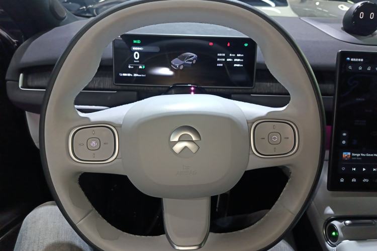 Used Nio EC7 2023 75 kWh Steering Wheel