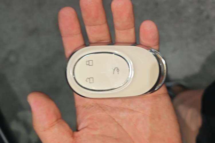Used Nio EC7 2023 75 kWh Vehicle Key