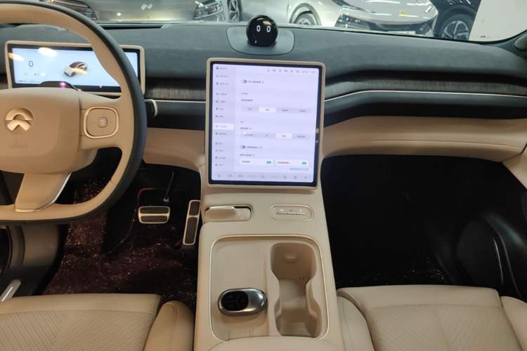 Used Nio EC7 2023 75 kWh Audio And AC Panel