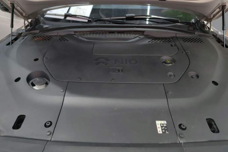 Used Nio EC7 2023 75 kWh Engine Bay