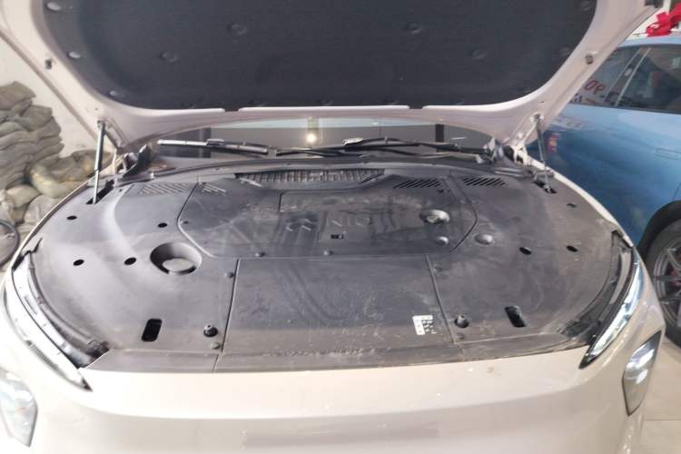 Used Nio EC7 2023 75 kWh Engine Bay