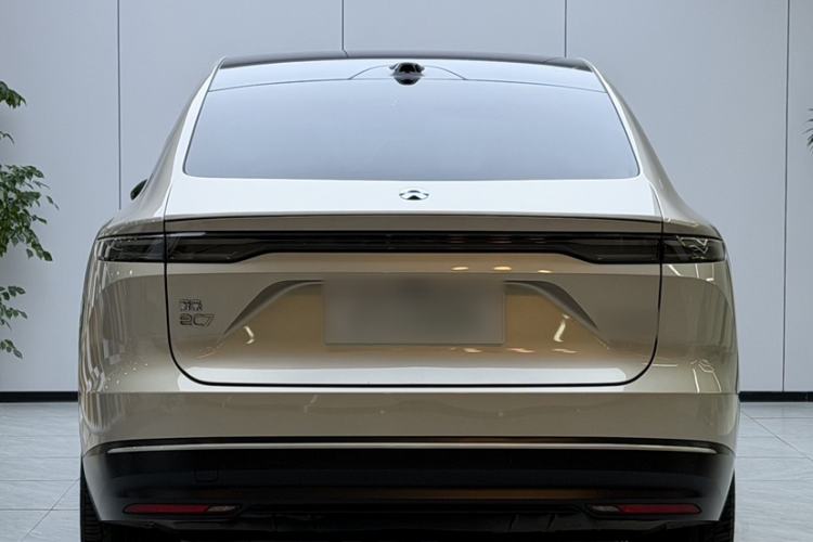 Used Nio EC7 2023 75 kWh Exterior 1