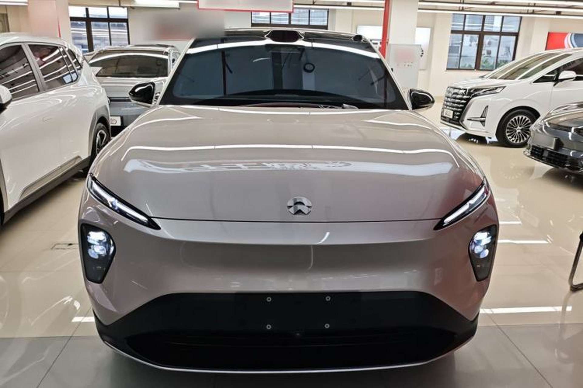 Used Nio EC7 2023 75 kWh Front