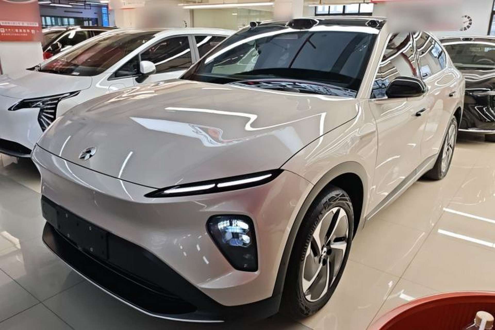 Used Nio EC7 2023 75 kWh Front Left 45 Deg