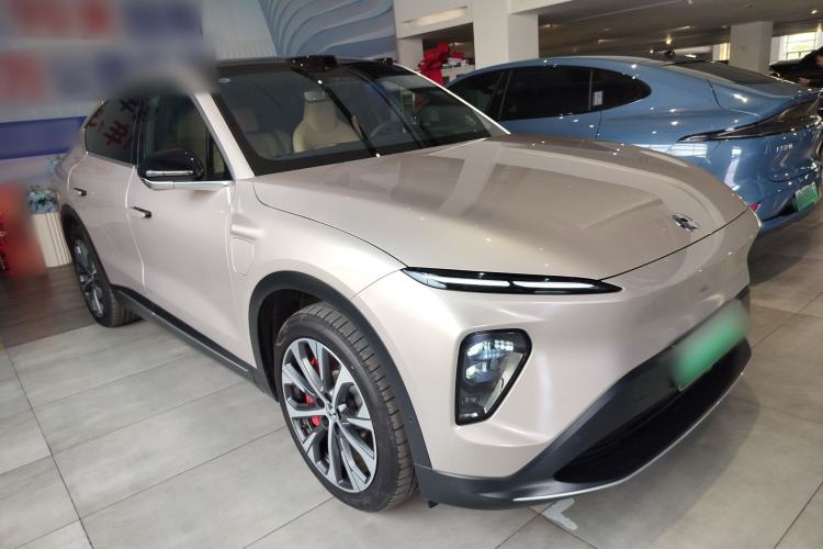 Used Nio EC7 2023 75 kWh Front Right 45 Deg