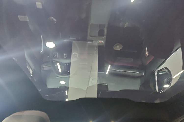 Used Nio EC7 2023 75 kWh Headliner
