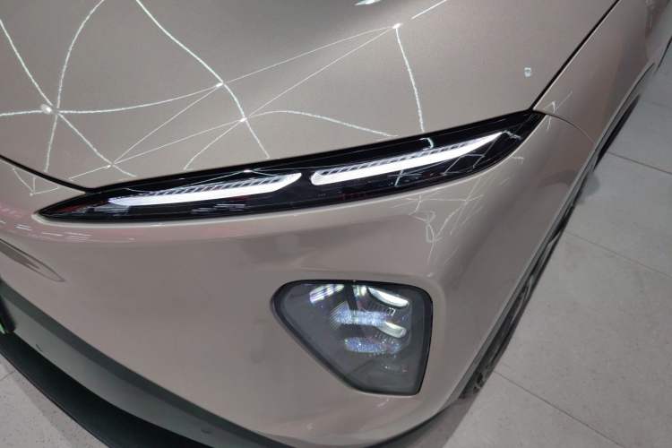 Used Nio EC7 2023 75 kWh Left Front Headlight