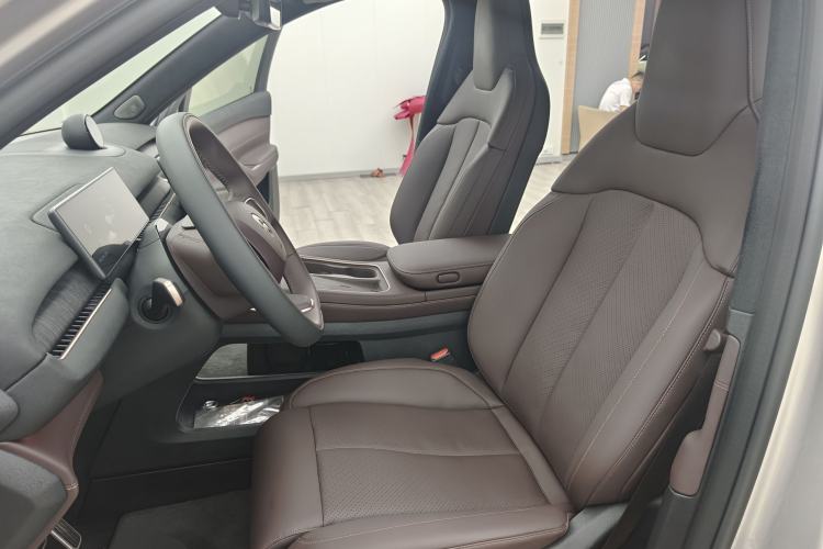 Used Nio EC7 2023 75 kWh Left Front Seat