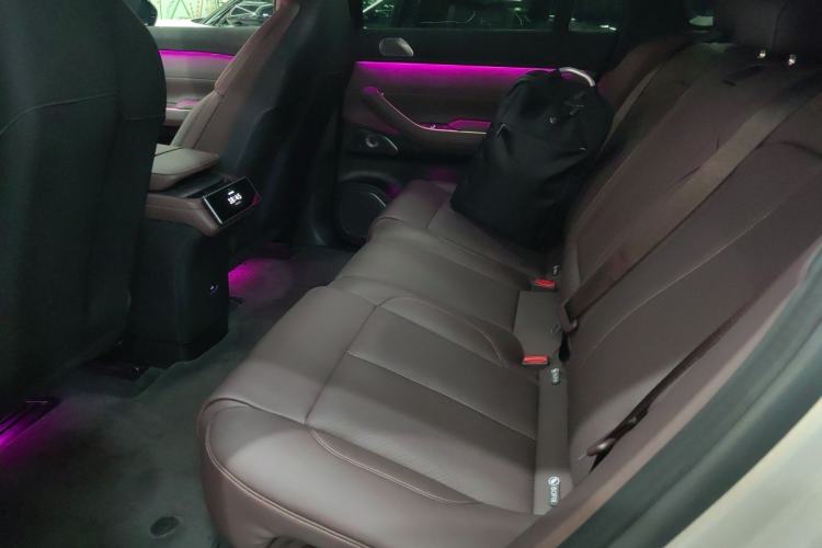 Used Nio EC7 2023 75 kWh Left Rear Seat