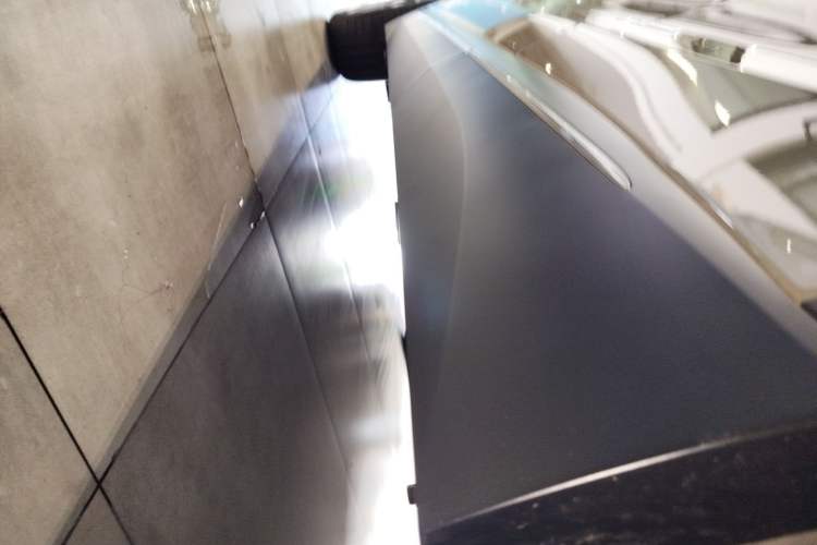 Used Nio EC7 2023 75 kWh Left Side Sill