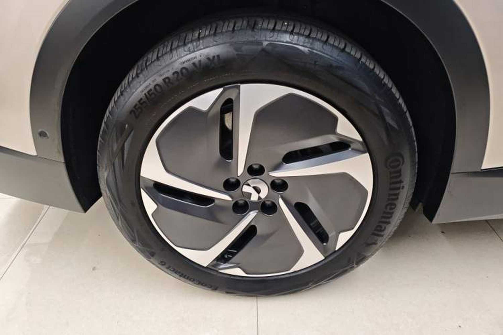 Used Nio EC7 2023 75 kWh Right Rear Wheel Hub