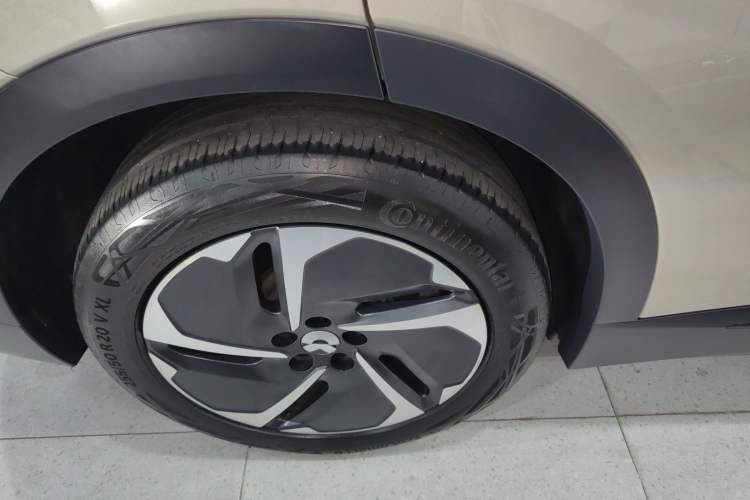 Used Nio EC7 2023 75 kWh Right Rear Wheel Hub