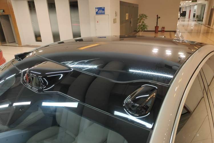 Used Nio EC7 2023 75 kWh Roof